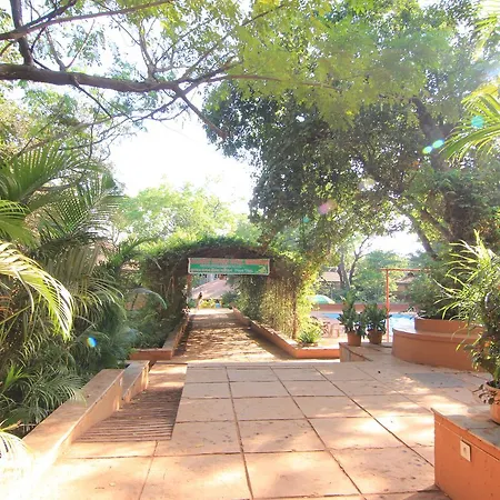 Gujarat Bhavan 3*